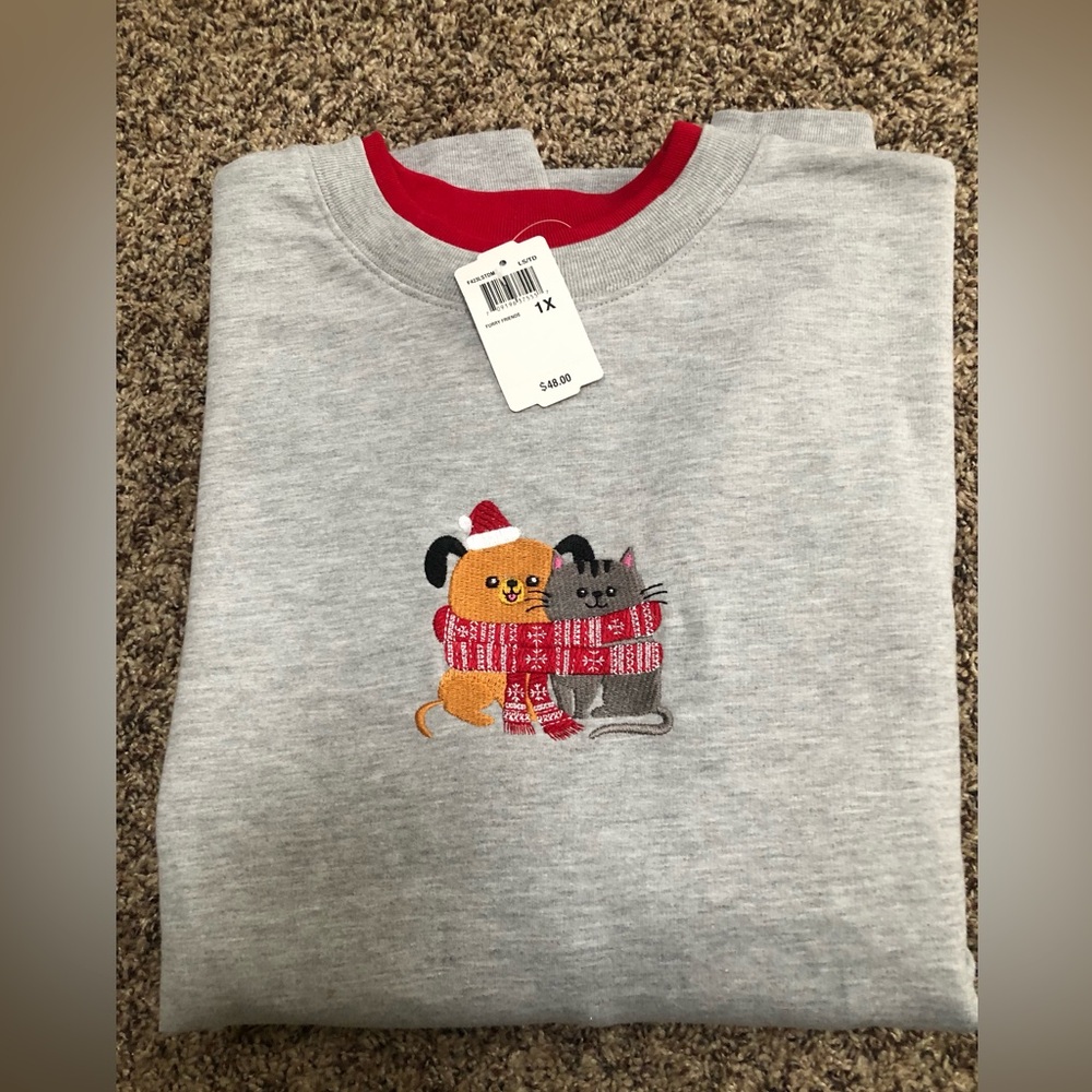 NWT Sweatshirt Kitty Dog Pets